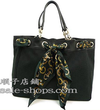 GUCCI obO Rs[ 2010V