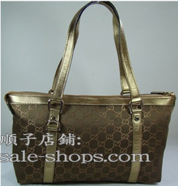 GUCCI obO Rs[ 2010V