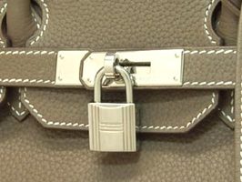 �G�����X�R�s�[�����