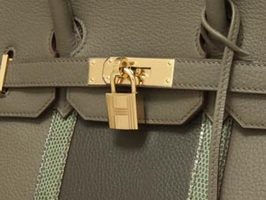 �G�����X�R�s�[�����