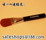 やわらかクッションが首や頭をサポートして、長時間・長距離ドライブの疲れを和らげてくれるネッククッション♪