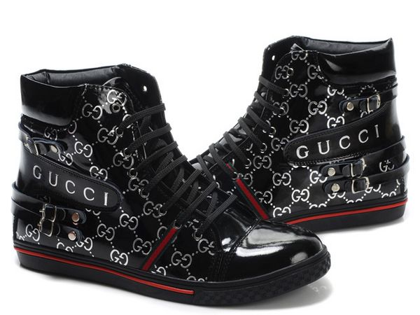 GUCCI Rs[YnCJbgXj[J[ŐV 